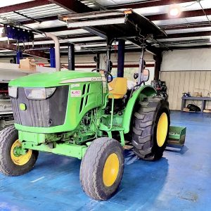 2014 John Deere 5045E Tractor