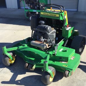 John Deere Stand-on Mower 66in