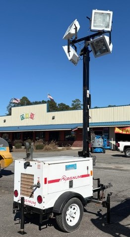 Magnum MTL8-MH Light Tower